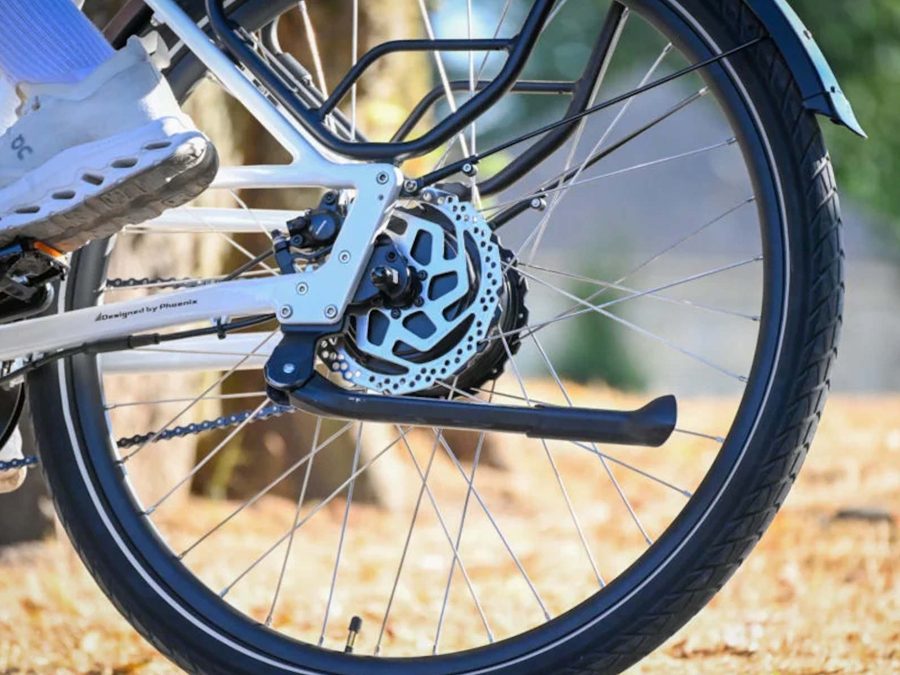 Ananda R525 motor locks e-bike wheel in response to theft attempts Ananda R525 motor locks e-bike wheel in response to theft attempts