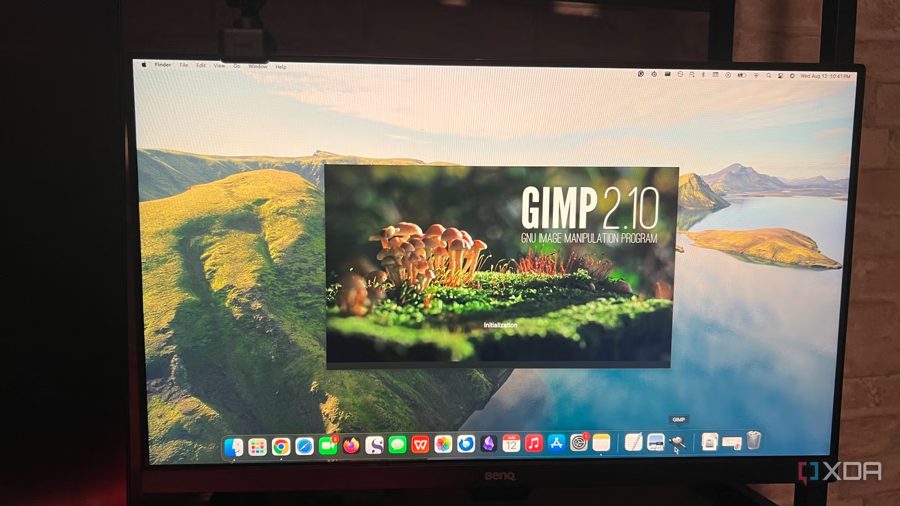 Cut the cord: four self-hosted alternatives to paid apps like Photoshop and more Cut the cord: four self-hosted alternatives to paid apps like Photoshop and more