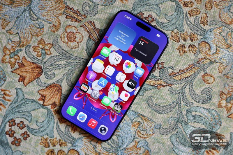 iPhone grabs 65% of premium smartphone market as segment hits record 29% share