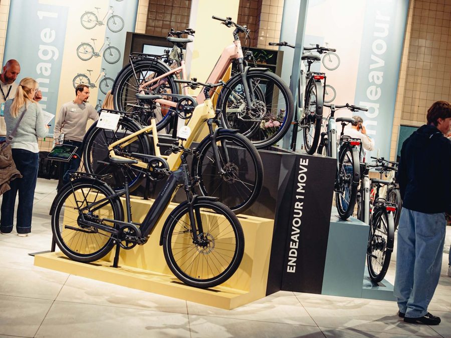 Kalkhoff unveils "budget" e-bike line at €2,799 with automatic transmission option Kalkhoff unveils "budget" e-bike line at €2,799 with automatic transmission option