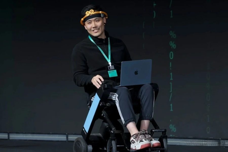 Paralyzed Chinese man builds thought-controlled wheelchair in 48 hours