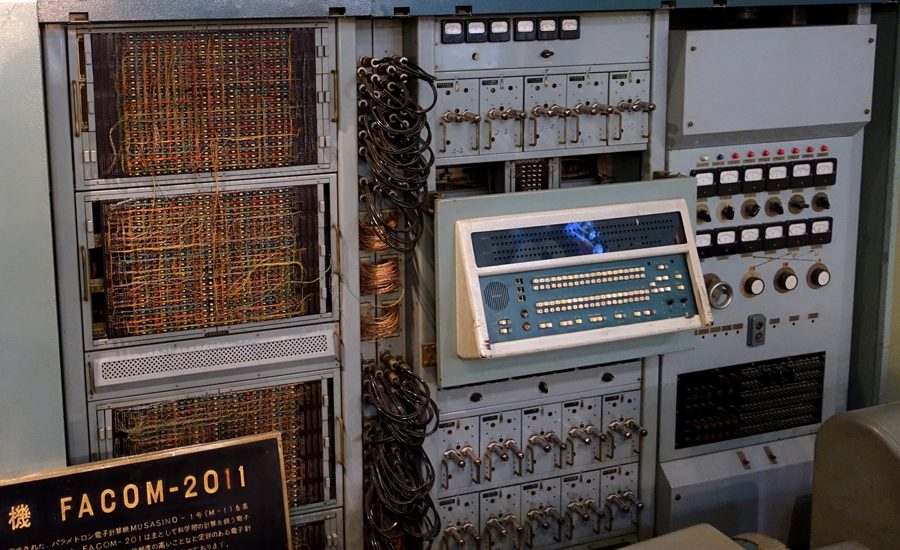 The 1954 Parametron Computer: No Tubes, Relays, or Transistors Needed